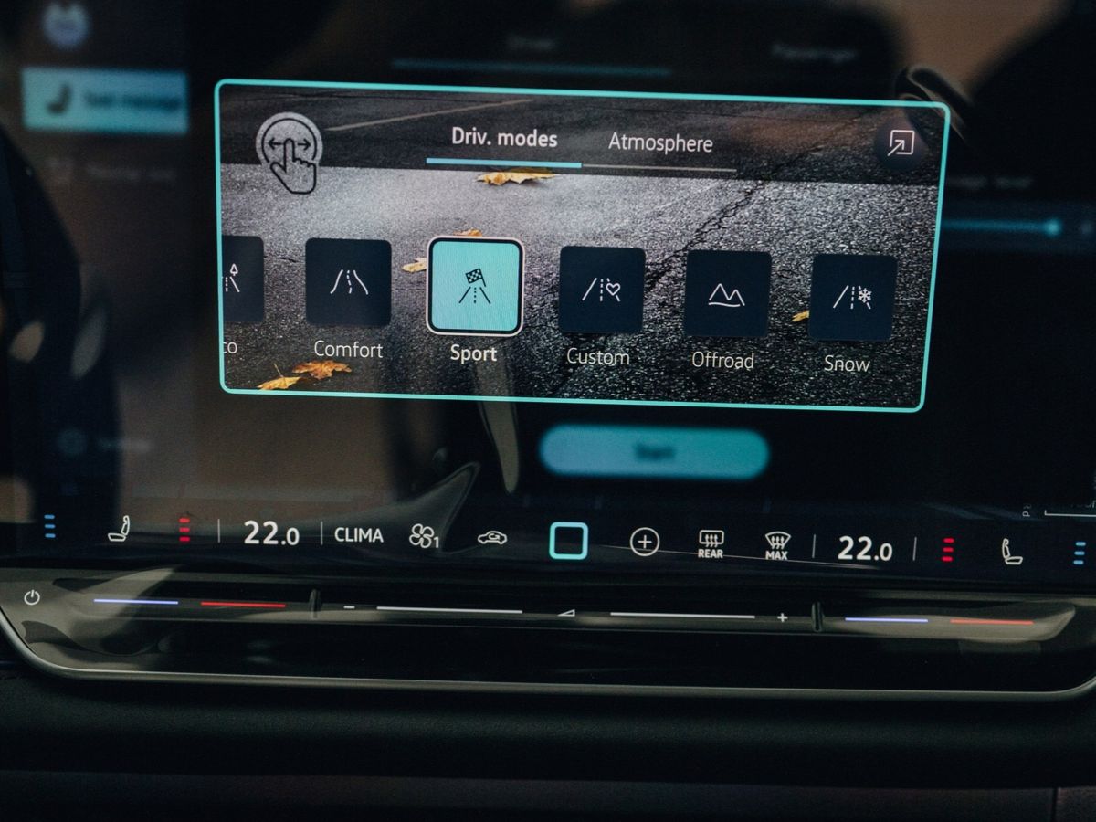 Volkswagen Tiguan - фото 20