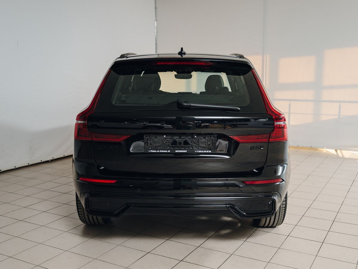 Volvo XC60 - фото 7