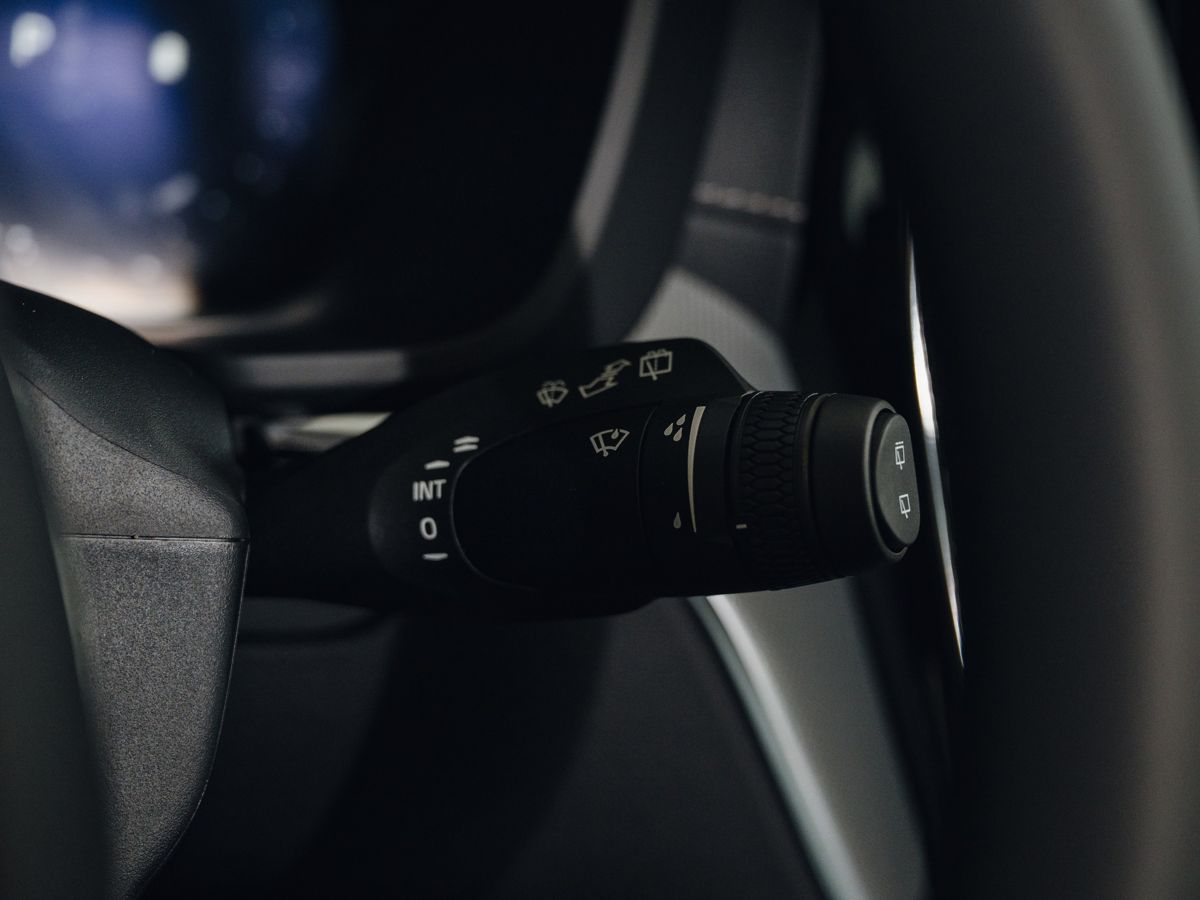 Volvo XC60 - фото 26
