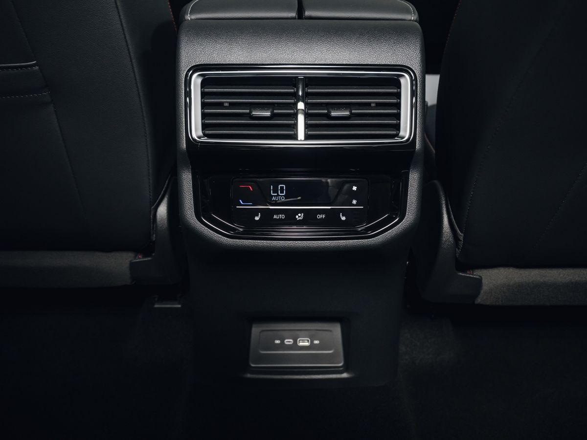 Volkswagen Teramont - фото 31