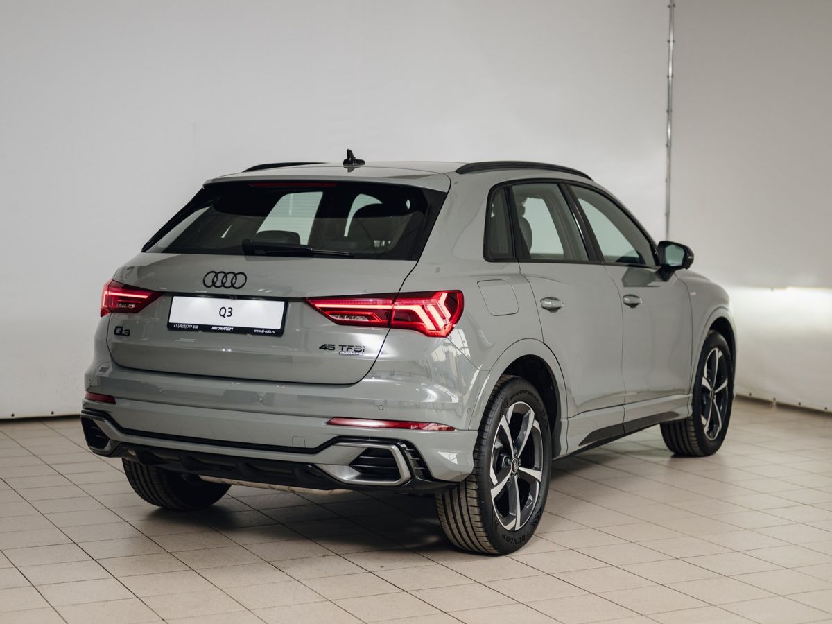 Audi Q3 - фото 10