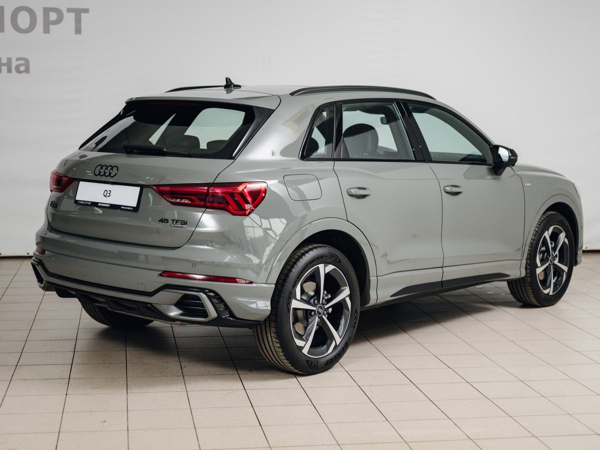 Audi Q3 - фото 9