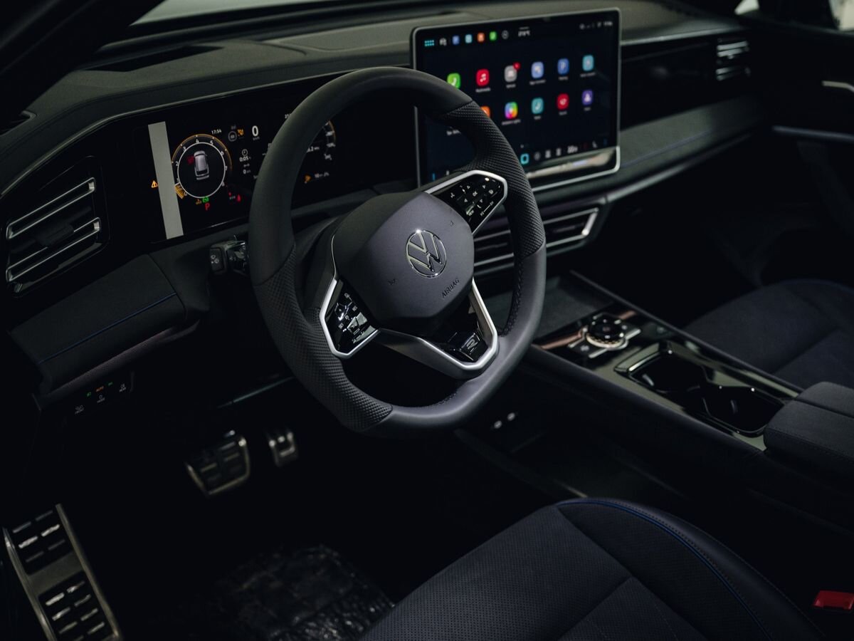 Volkswagen Tiguan - фото 11