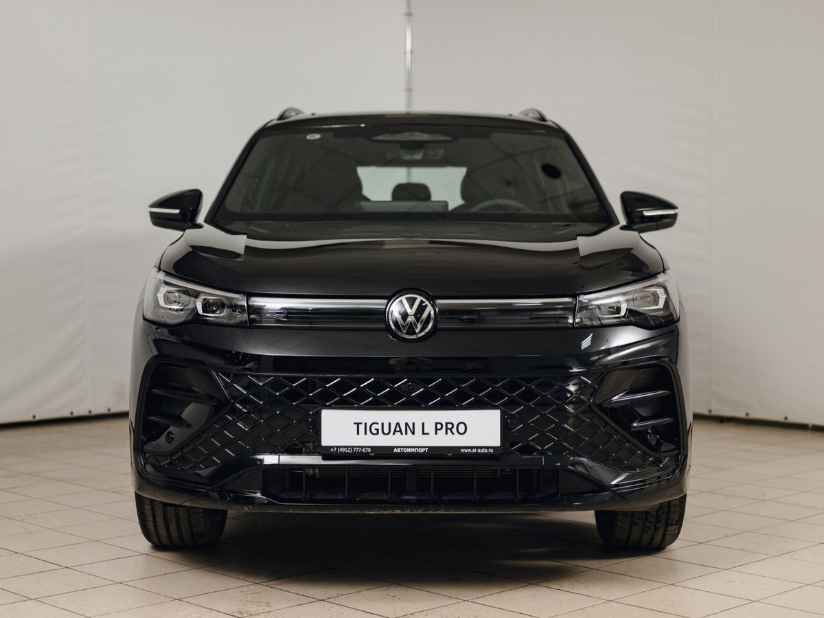 Volkswagen Tiguan - фото 4