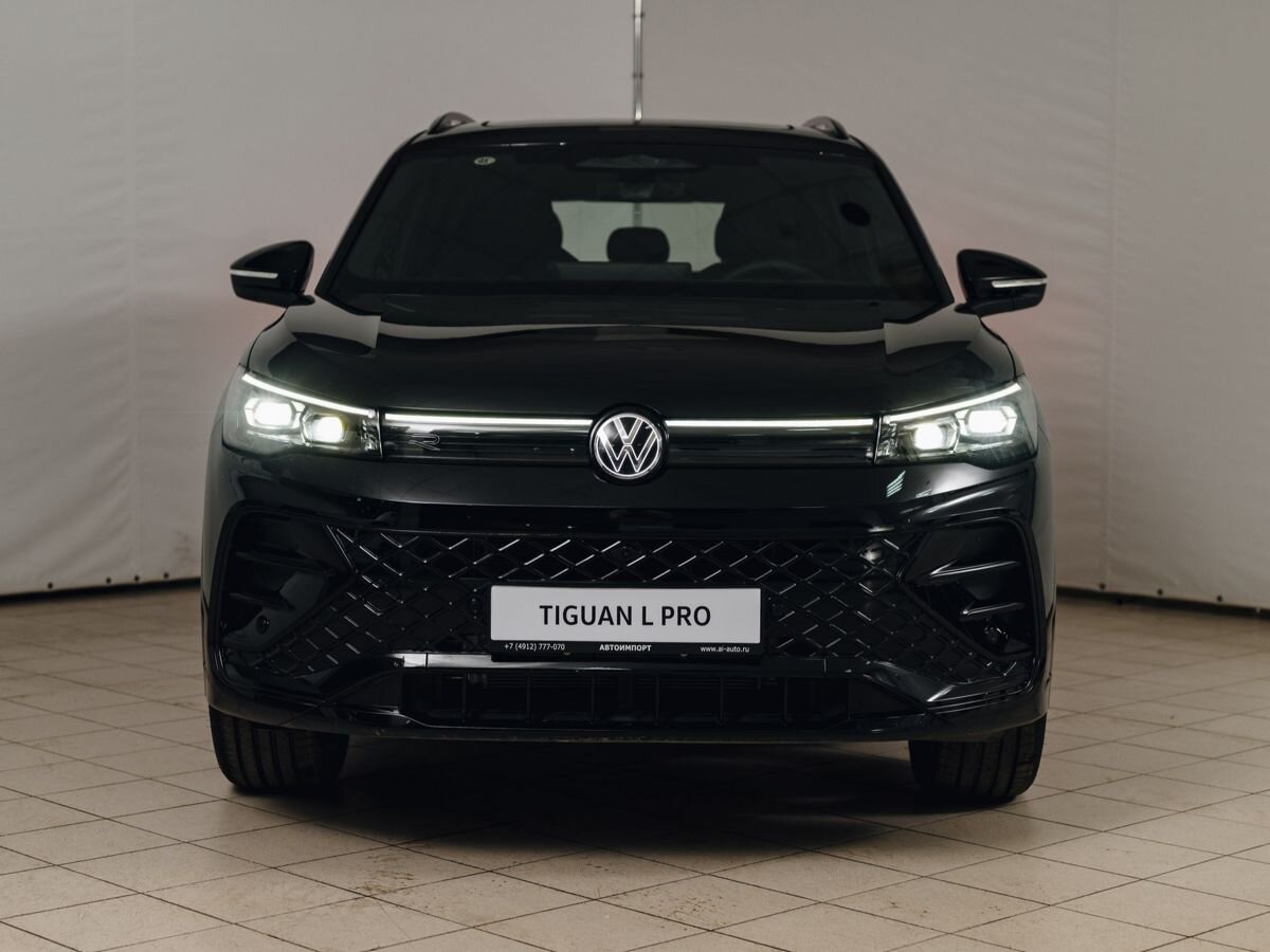 Volkswagen Tiguan - фото 5