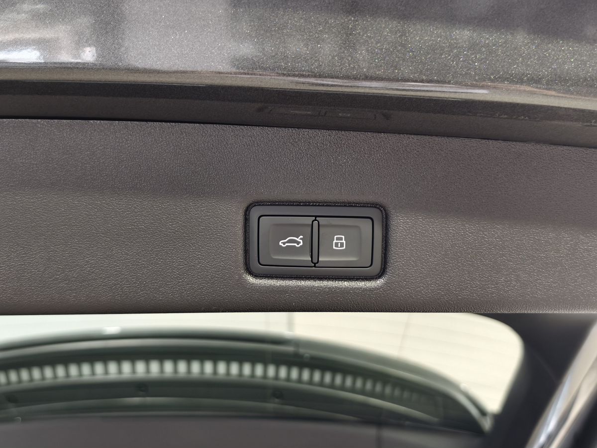Audi Q5 - фото 11