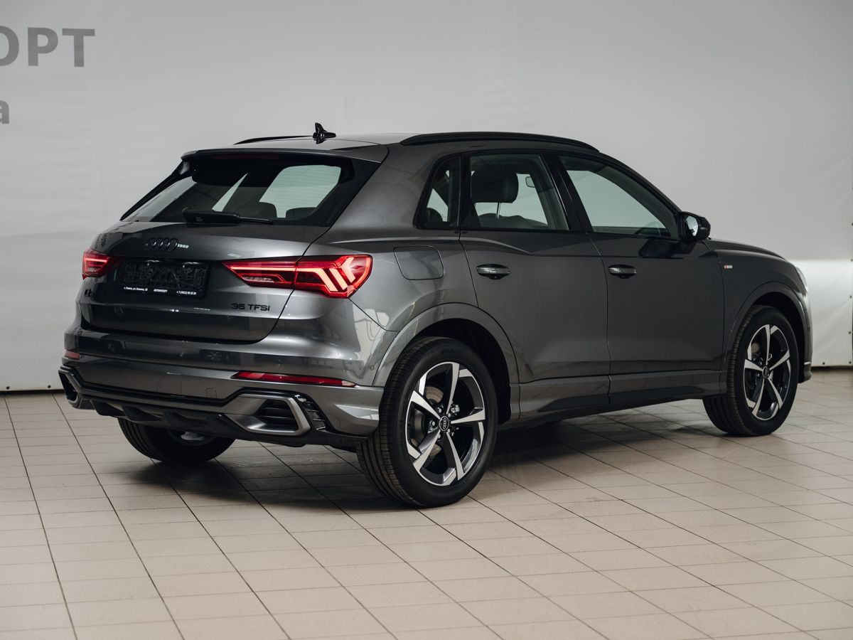 Audi Q3 - фото 9