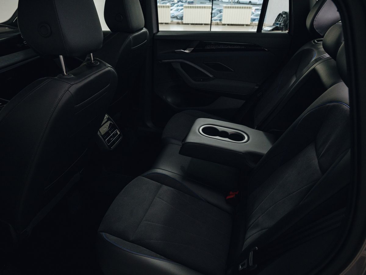 Volkswagen Tiguan - фото 14