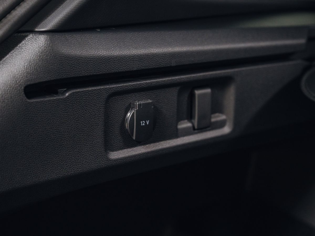 Volkswagen Tiguan - фото 15