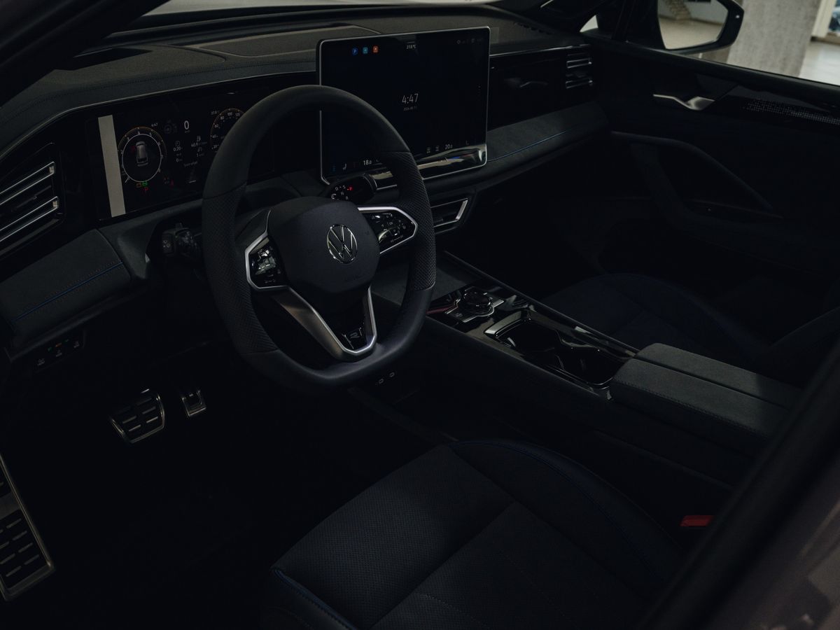 Volkswagen Tiguan - фото 16
