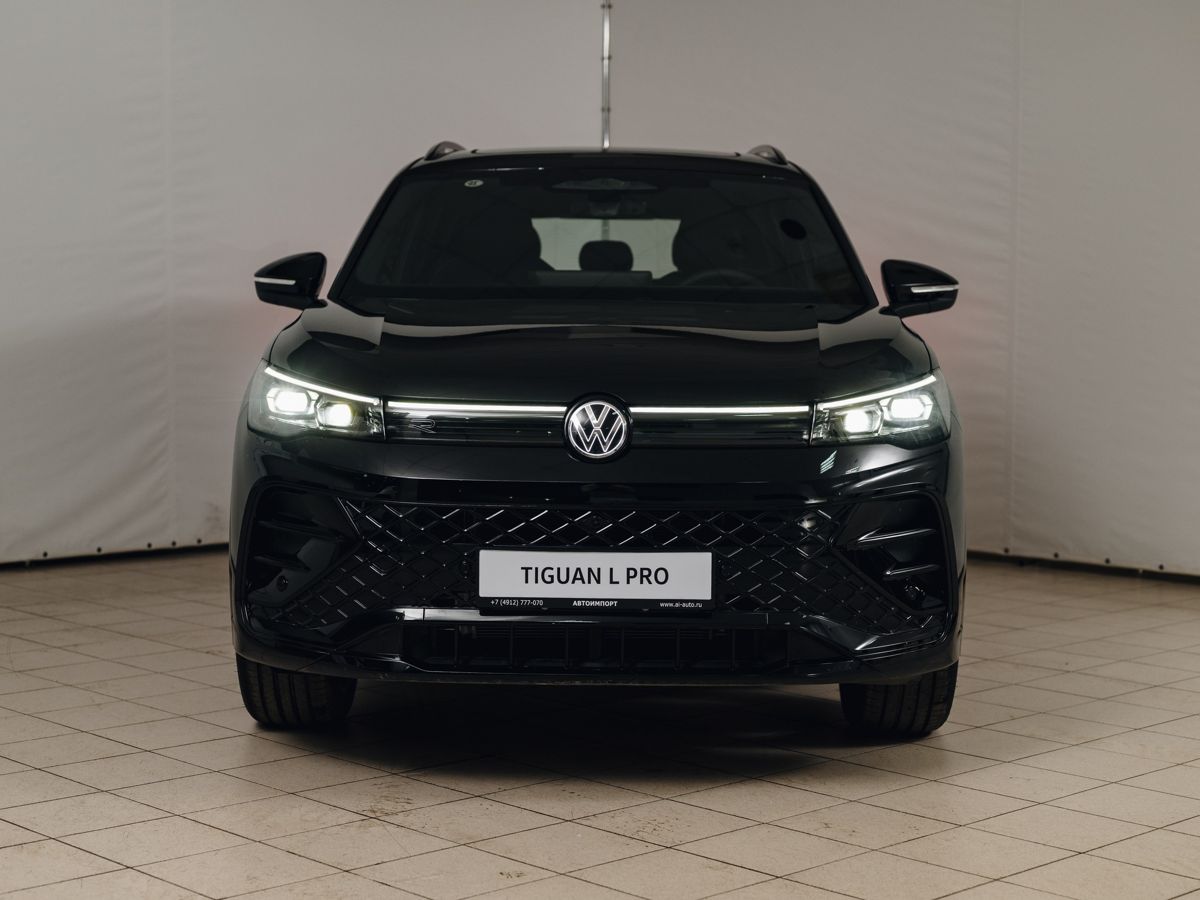 Volkswagen Tiguan - фото 4