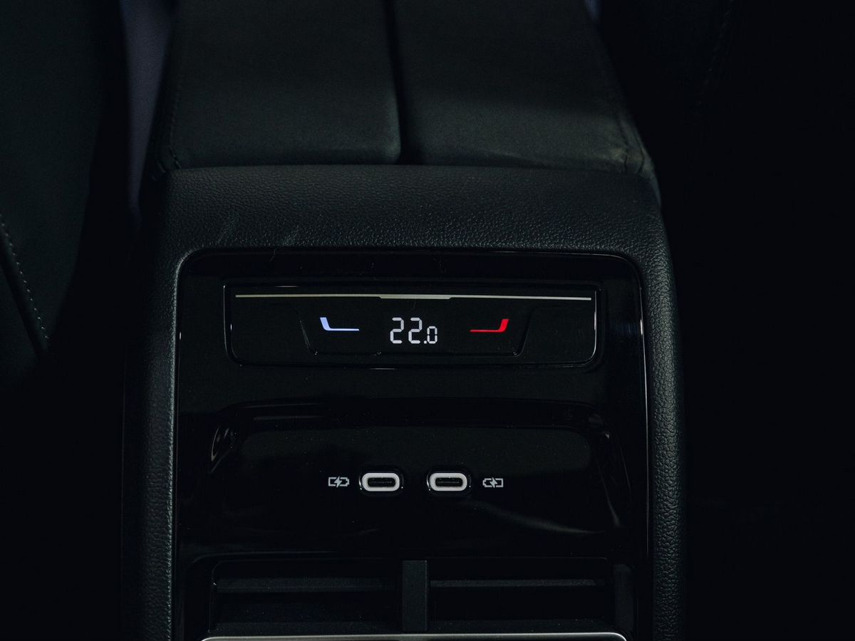Volkswagen Tiguan - фото 17