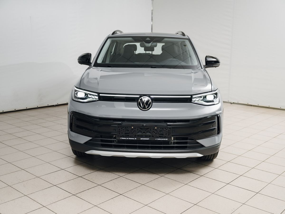 Volkswagen Tharu XR - фото 4
