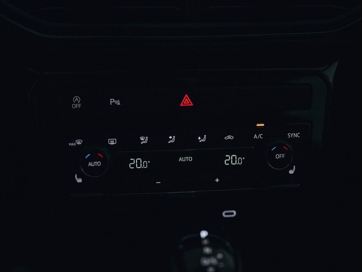 Volkswagen Tharu XR - фото 28
