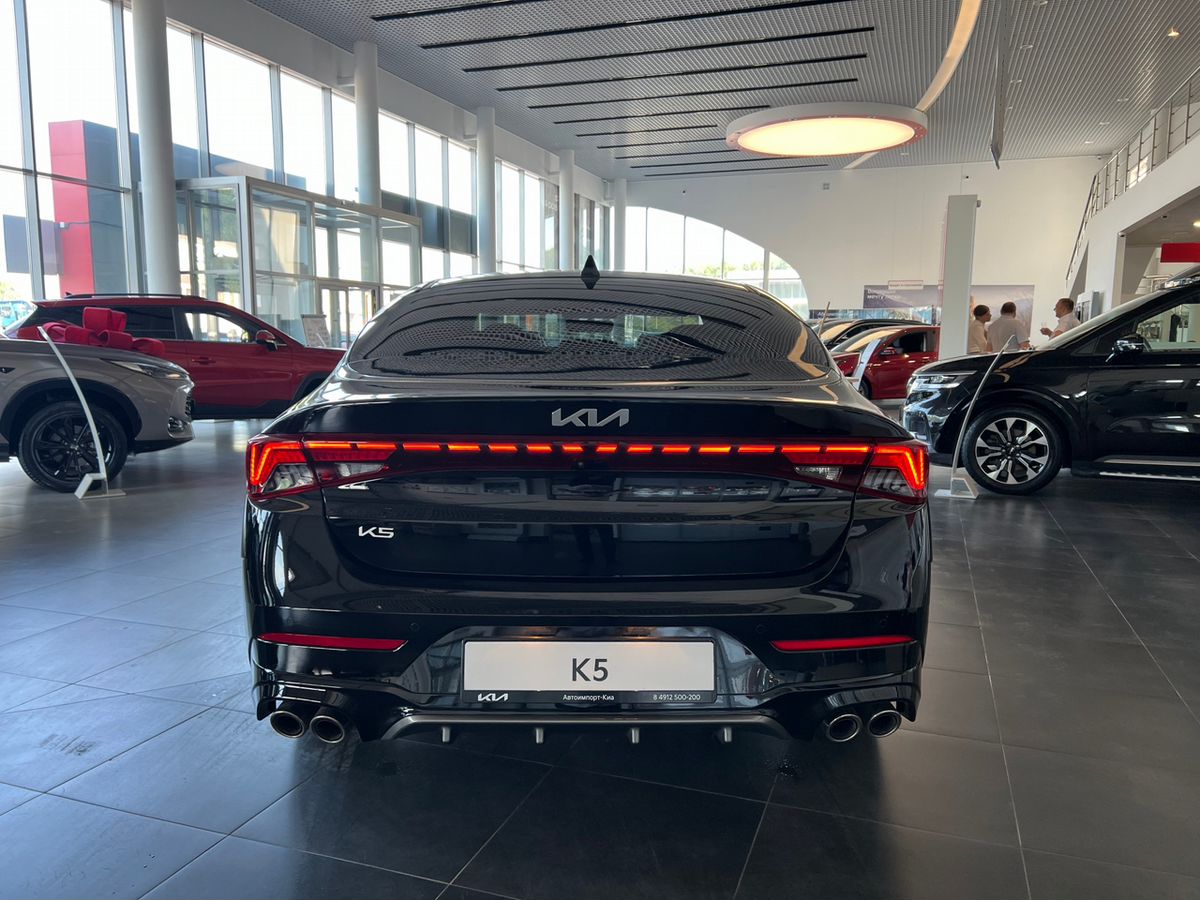 Kia K5 - фото 6