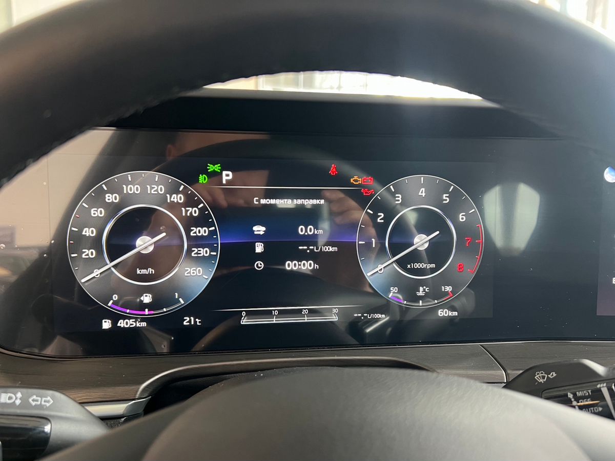 Kia K5 - фото 11