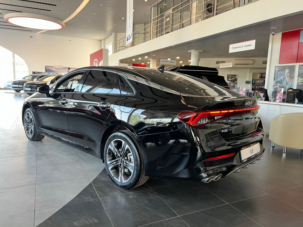 Kia K5 - фото 5