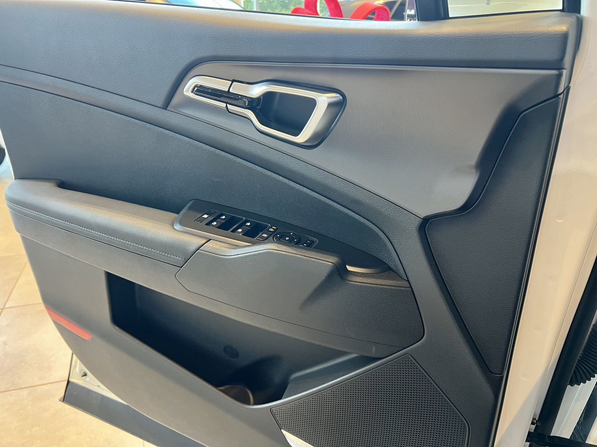 Kia Sportage - фото 16