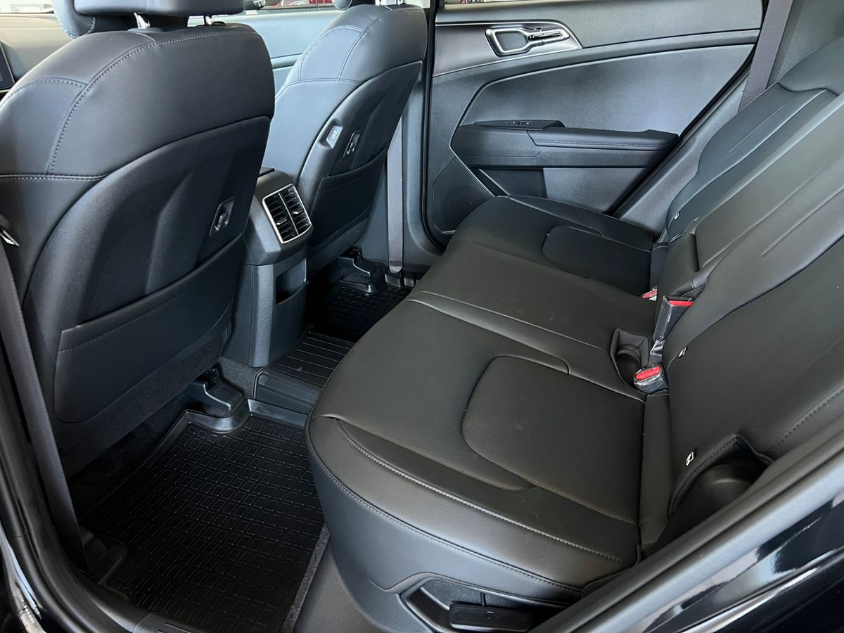 Kia Sportage - фото 12