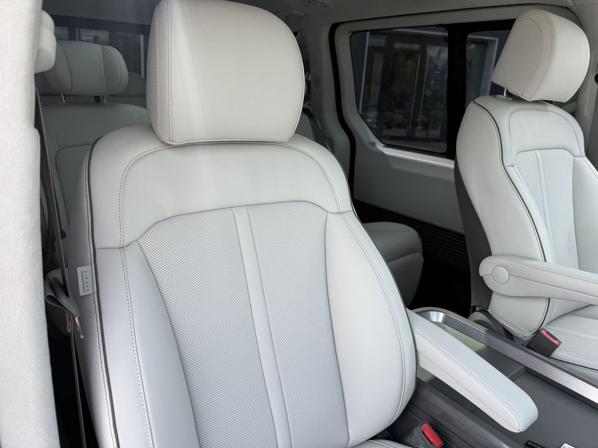 Hyundai Staria - фото 17