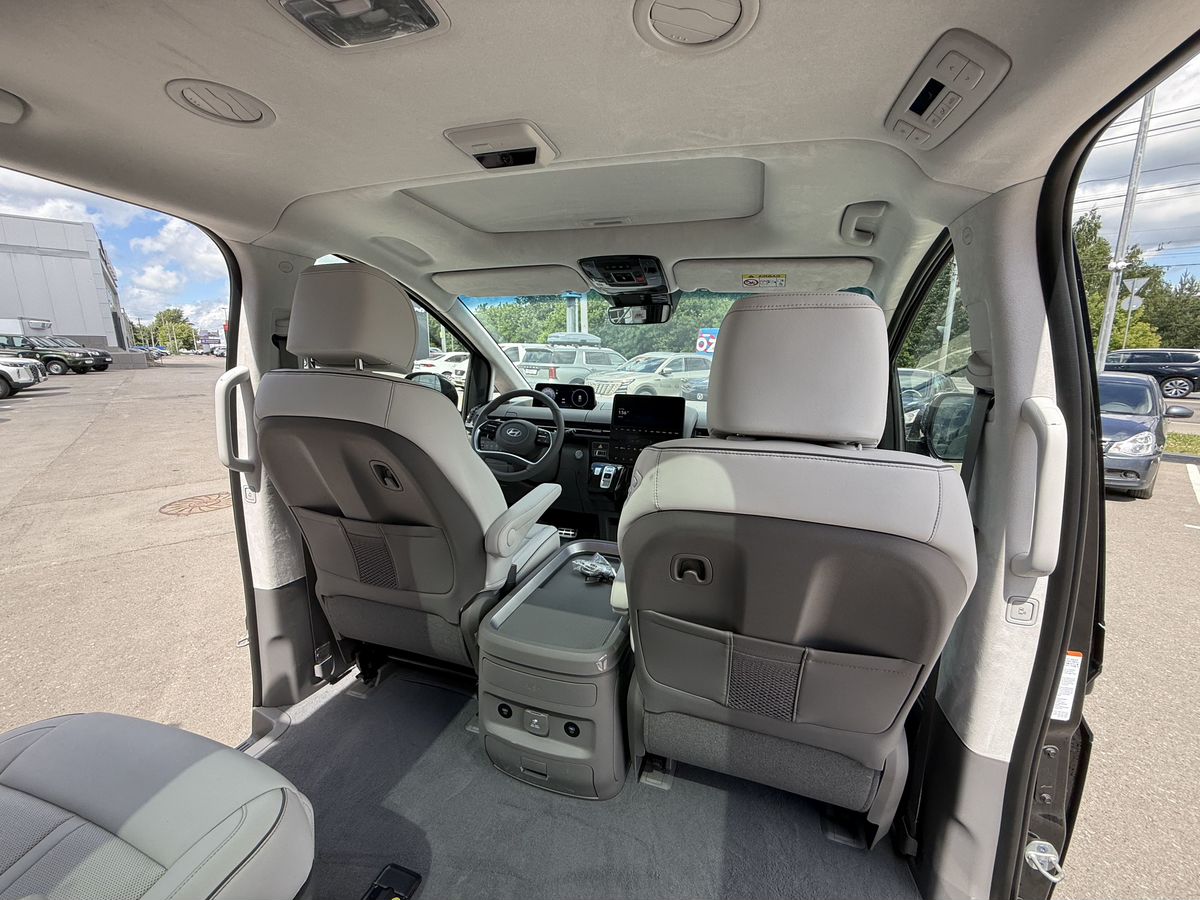 Hyundai Staria - фото 14