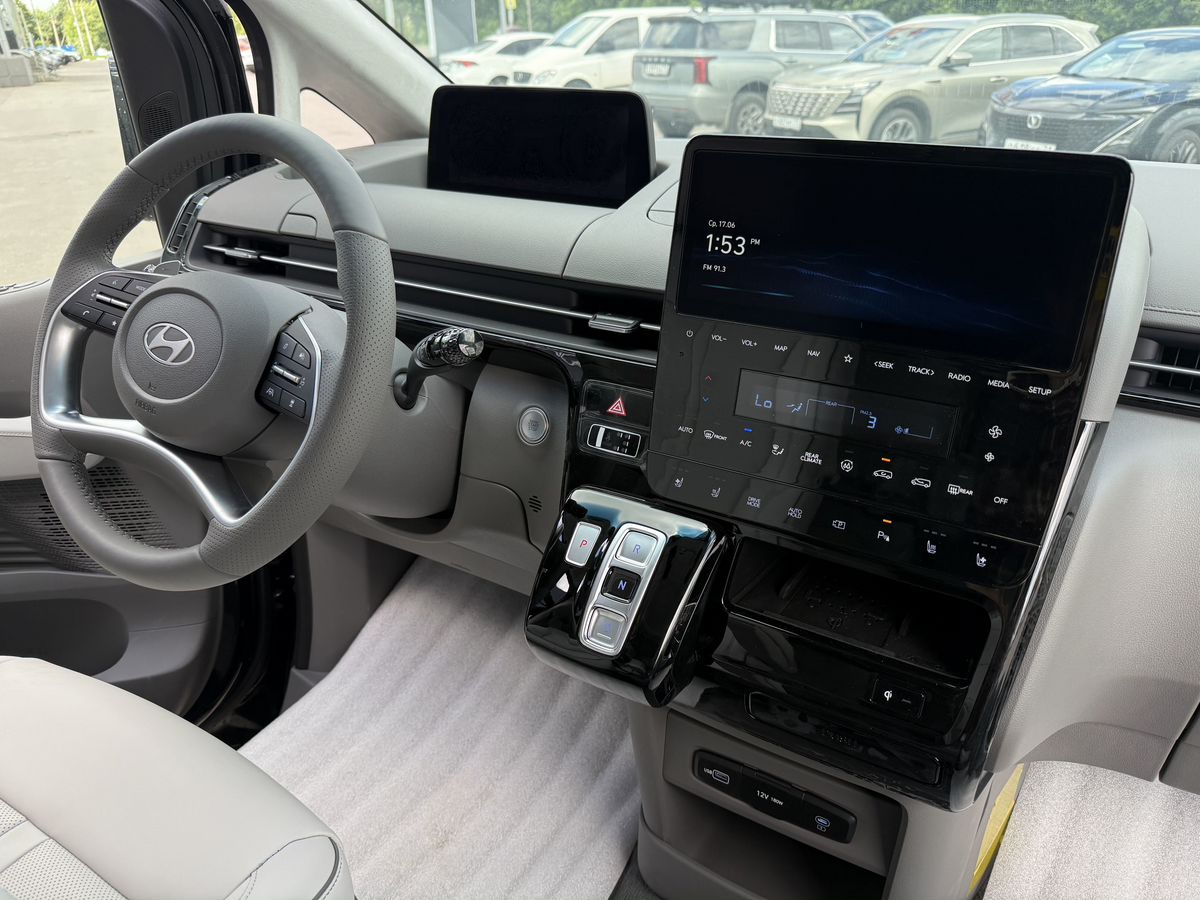 Hyundai Staria - фото 11
