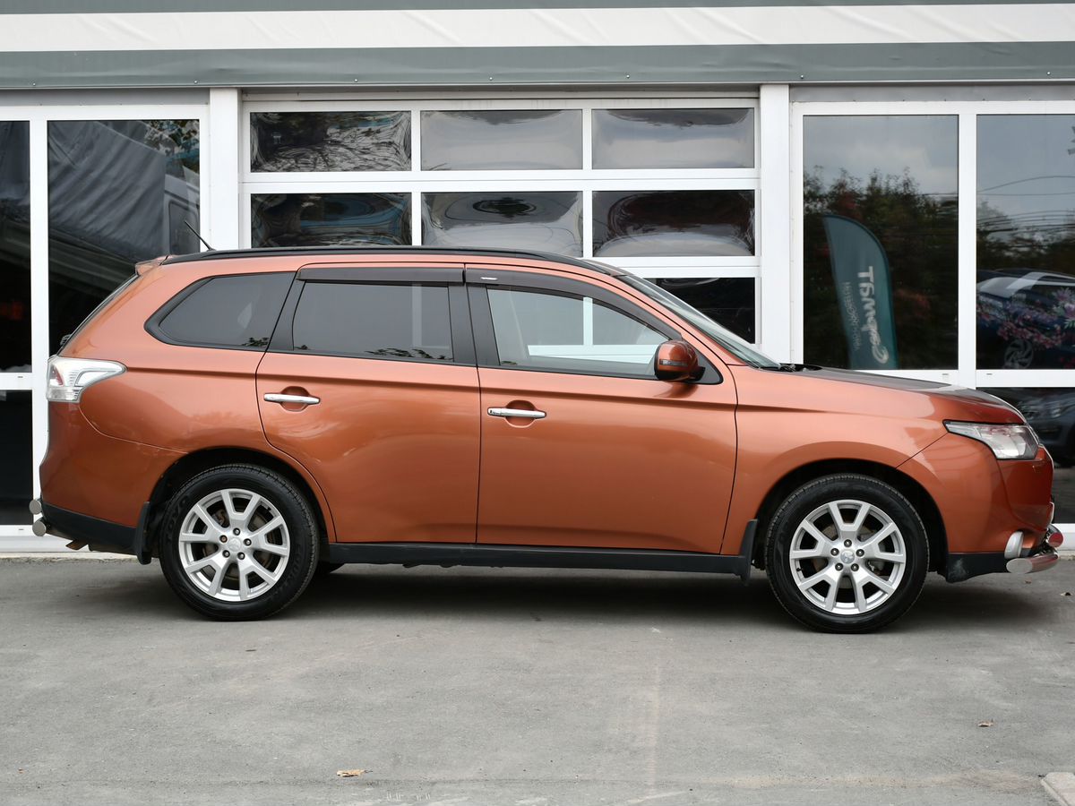 Mitsubishi Outlander