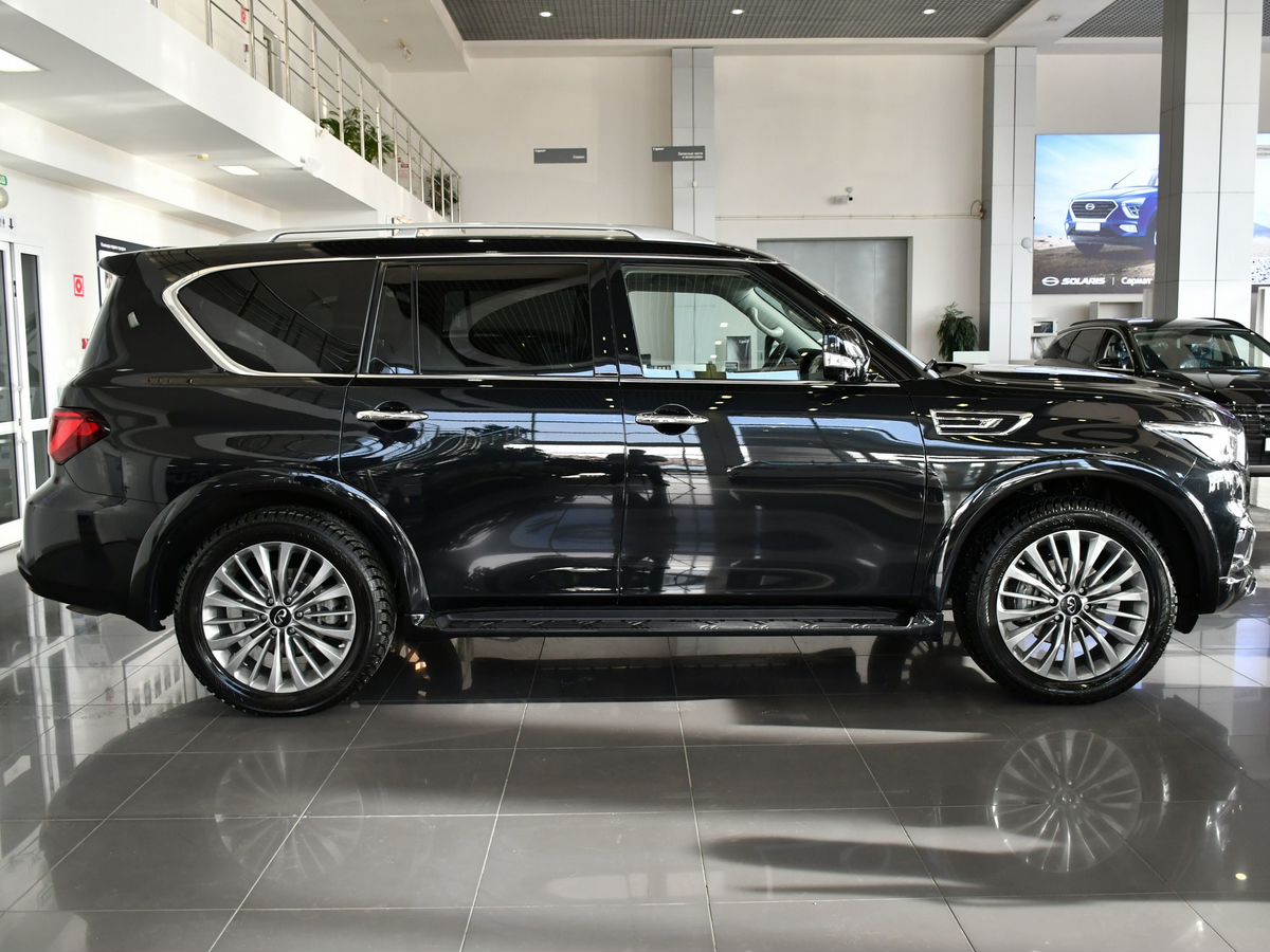 Infiniti QX80