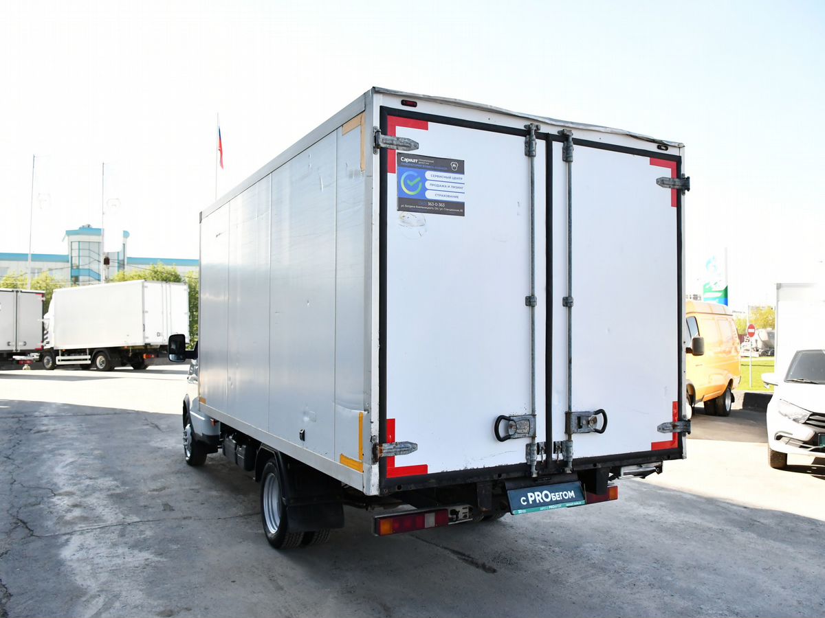 ГАЗ ГАЗель (3302)