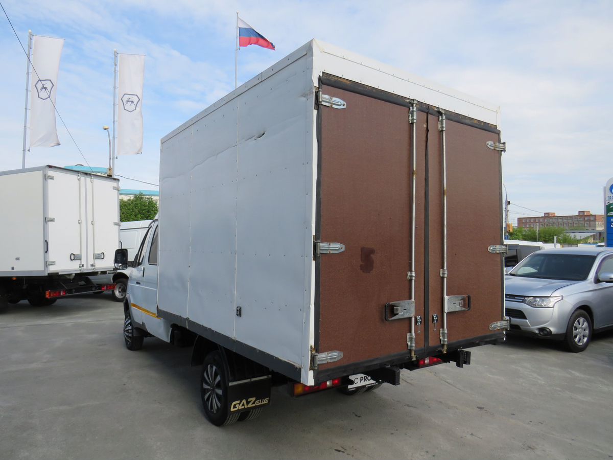 ГАЗ ГАЗель (3302)