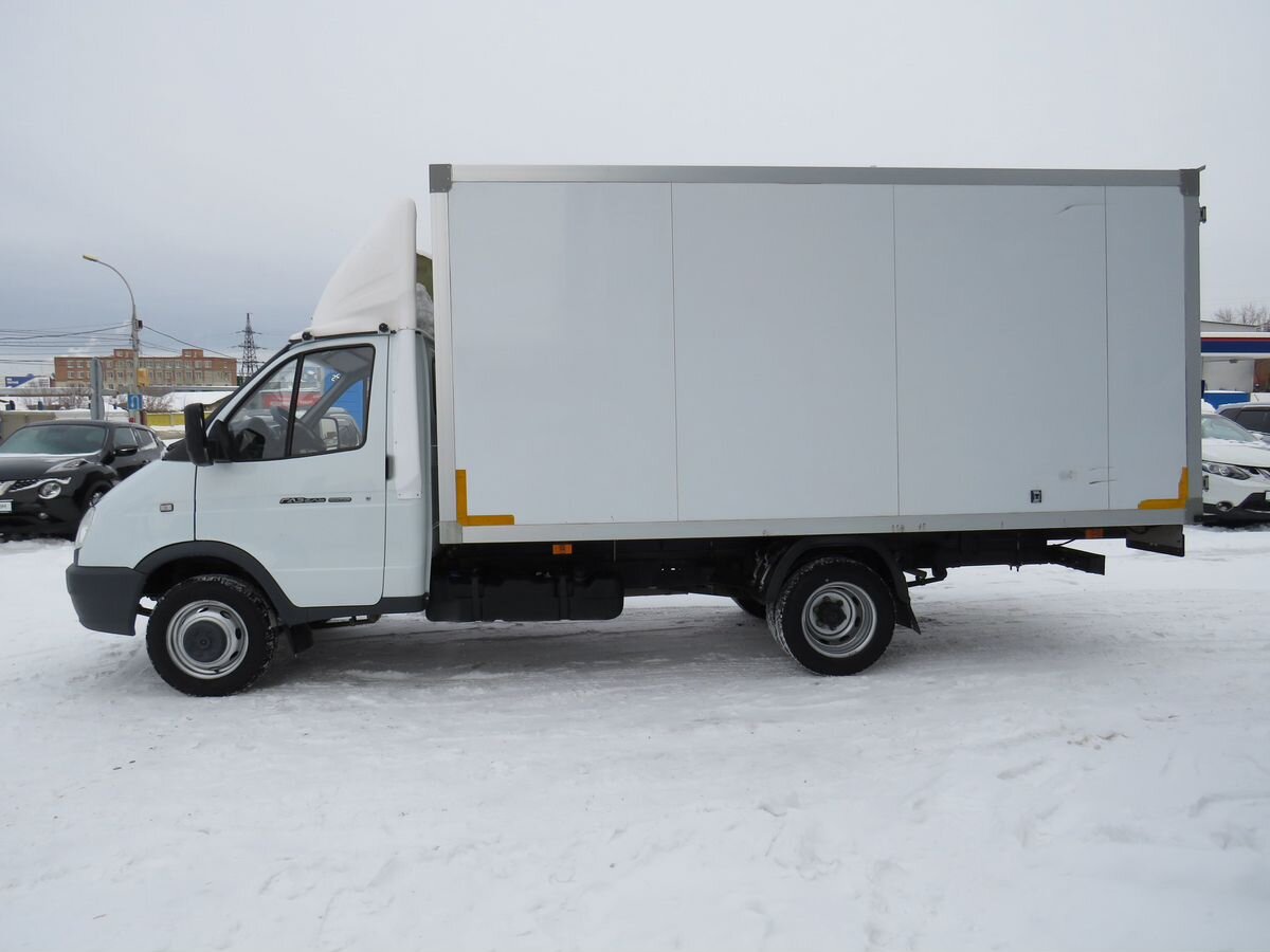 ГАЗ ГАЗель (3302)