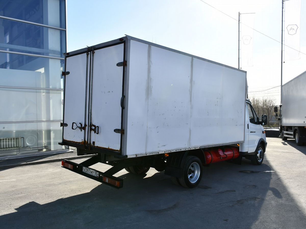 ГАЗ ГАЗель (3302)