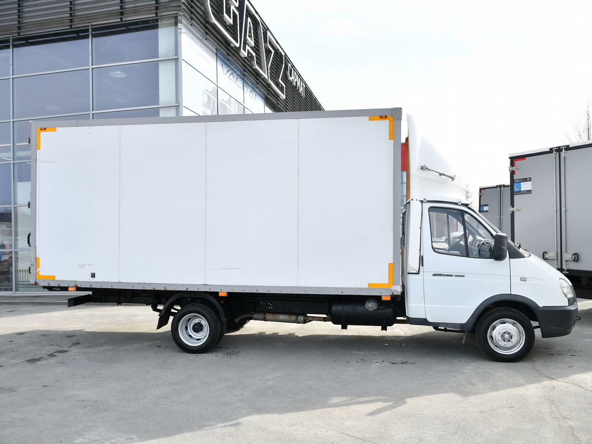 ГАЗ ГАЗель (3302)