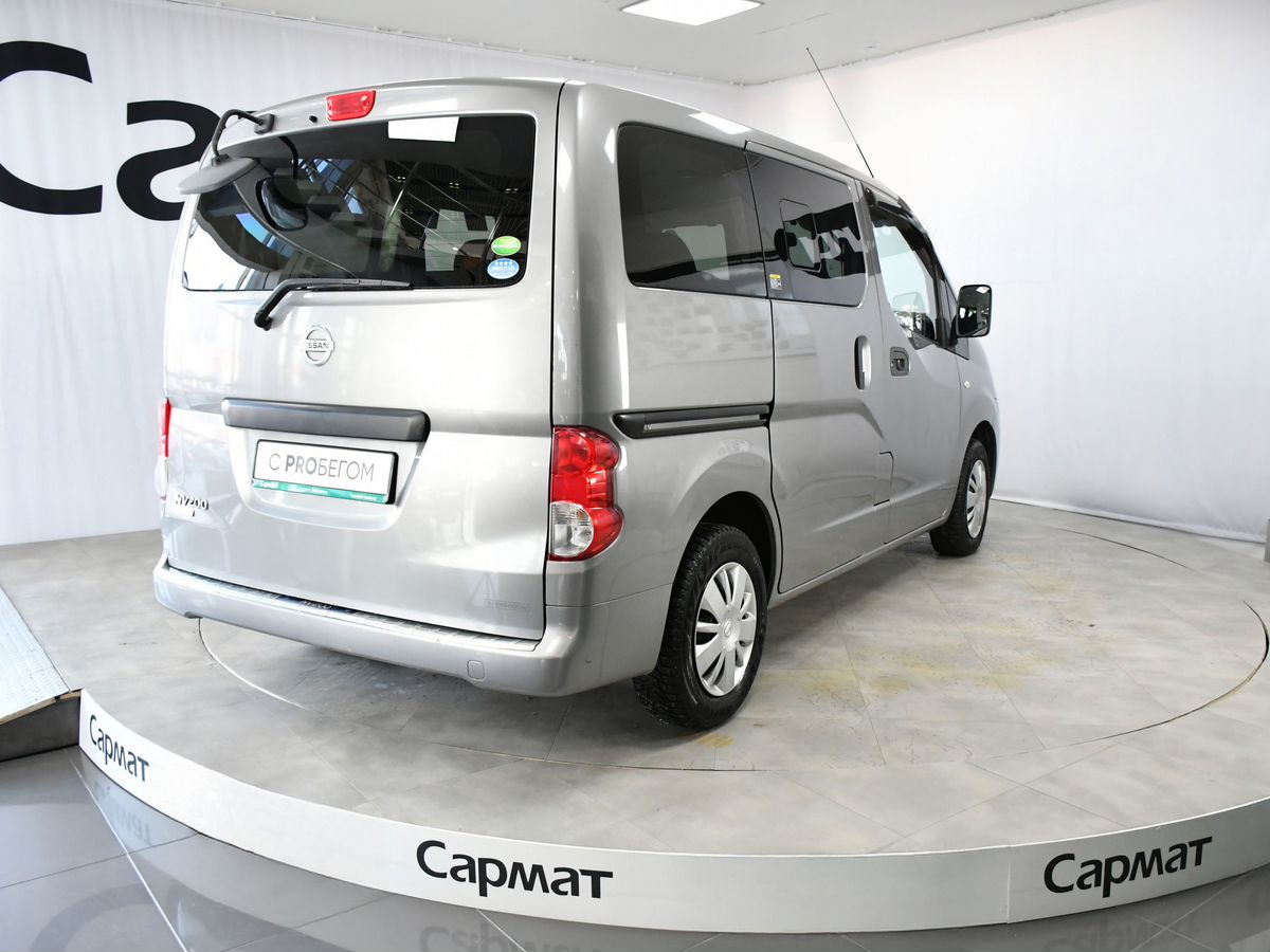 Nissan NV200