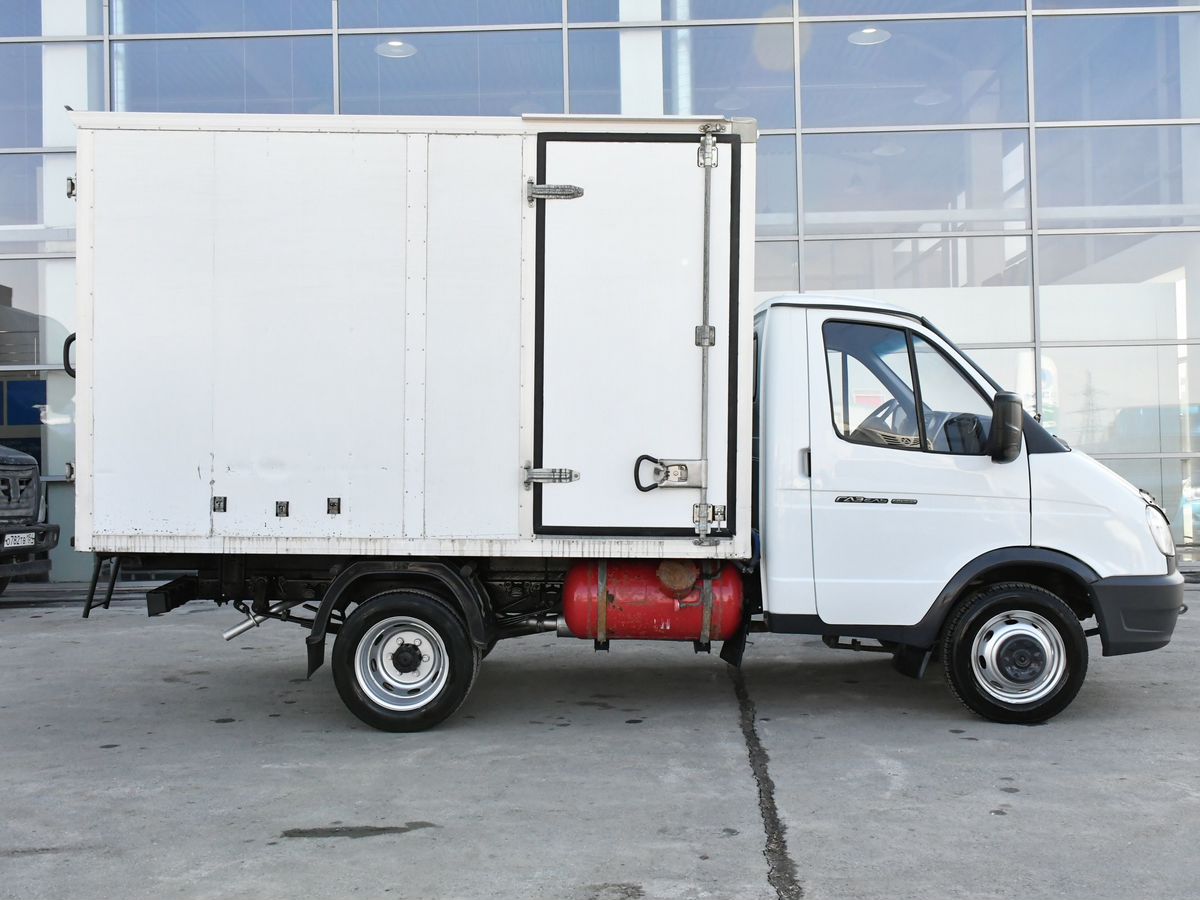 ГАЗ ГАЗель (3302)