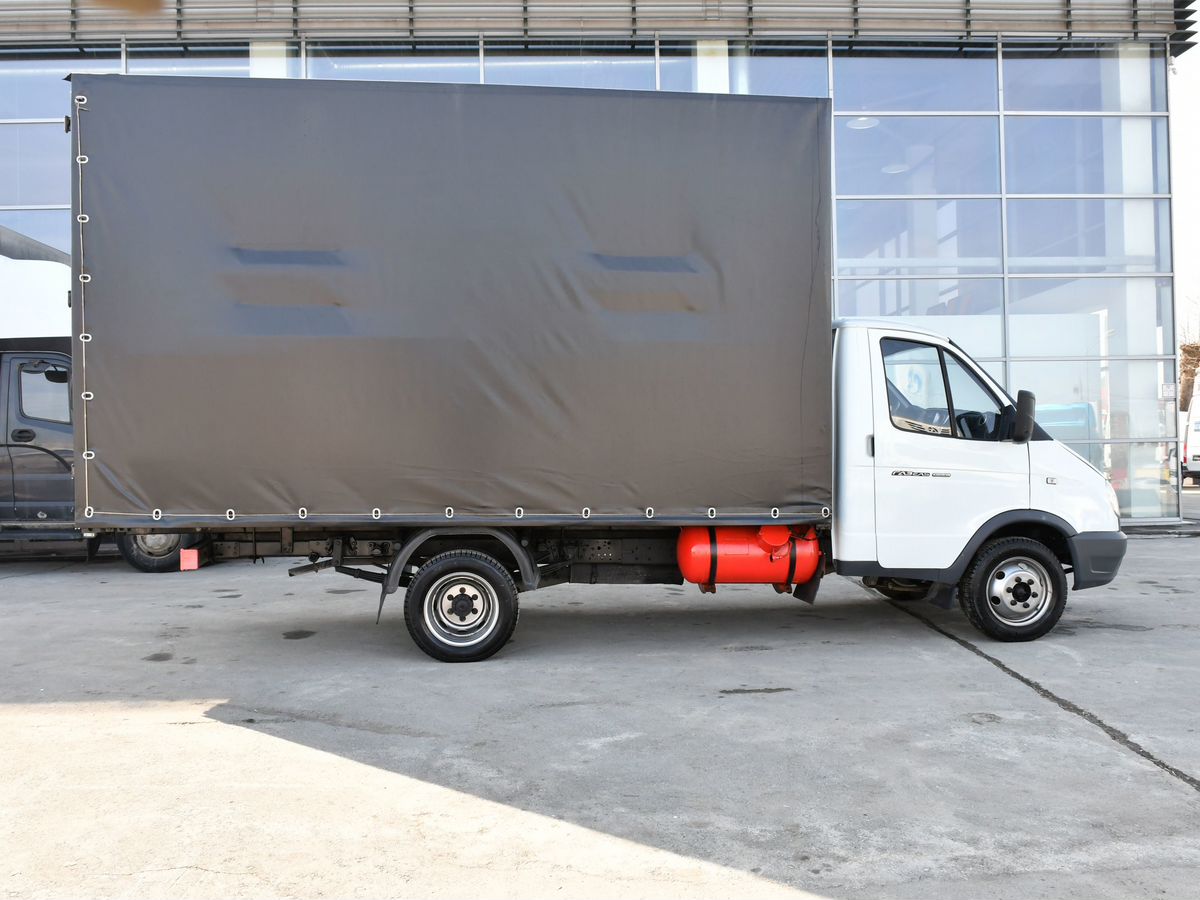 ГАЗ ГАЗель (3302)