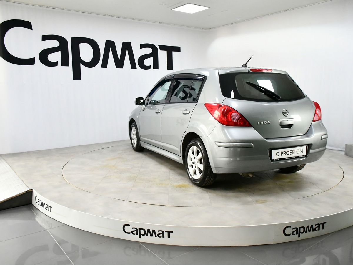 Nissan Tiida