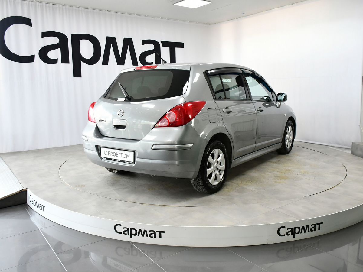 Nissan Tiida