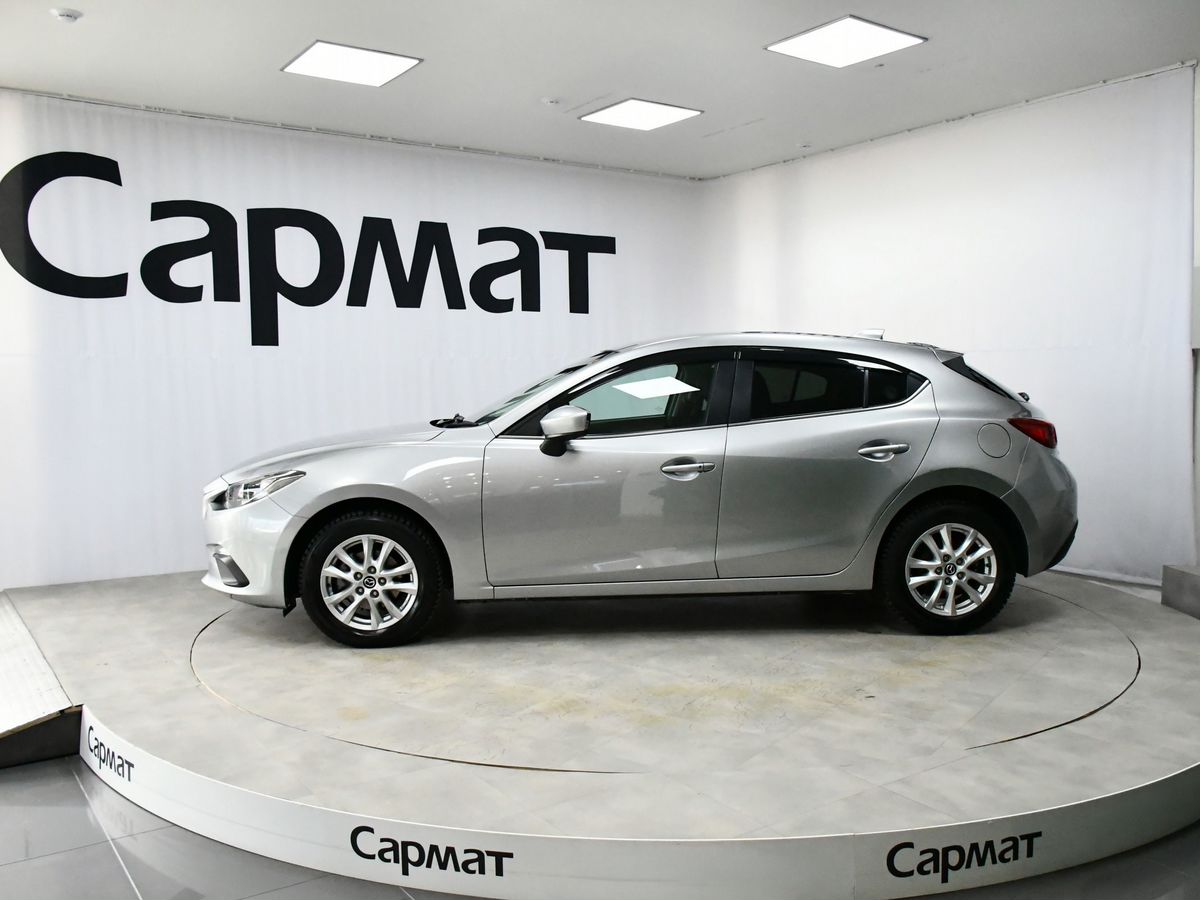 Mazda Axela