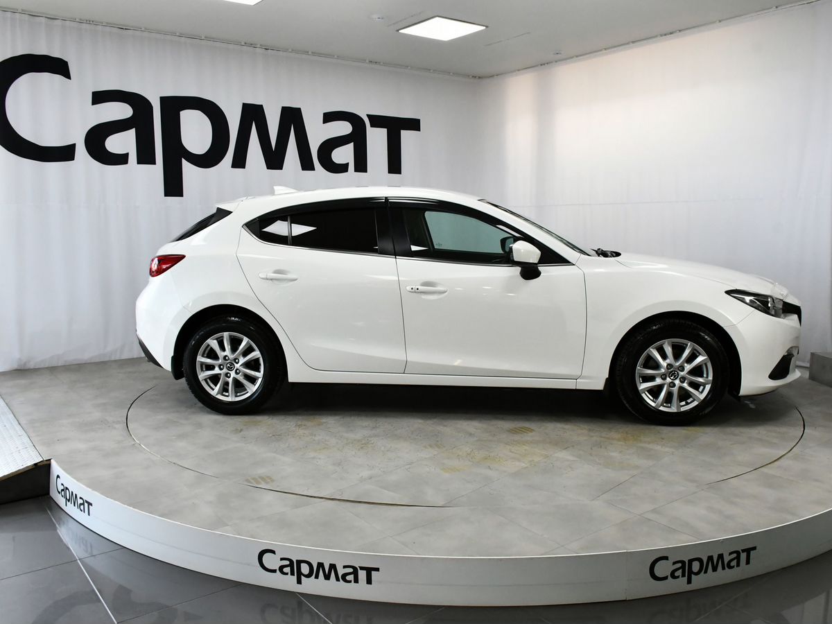 Mazda Axela