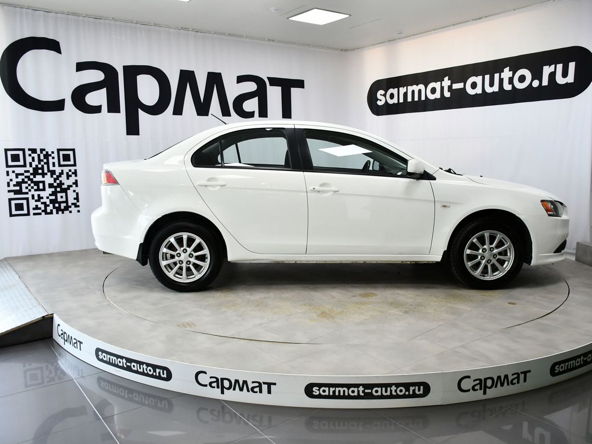 Mitsubishi Lancer