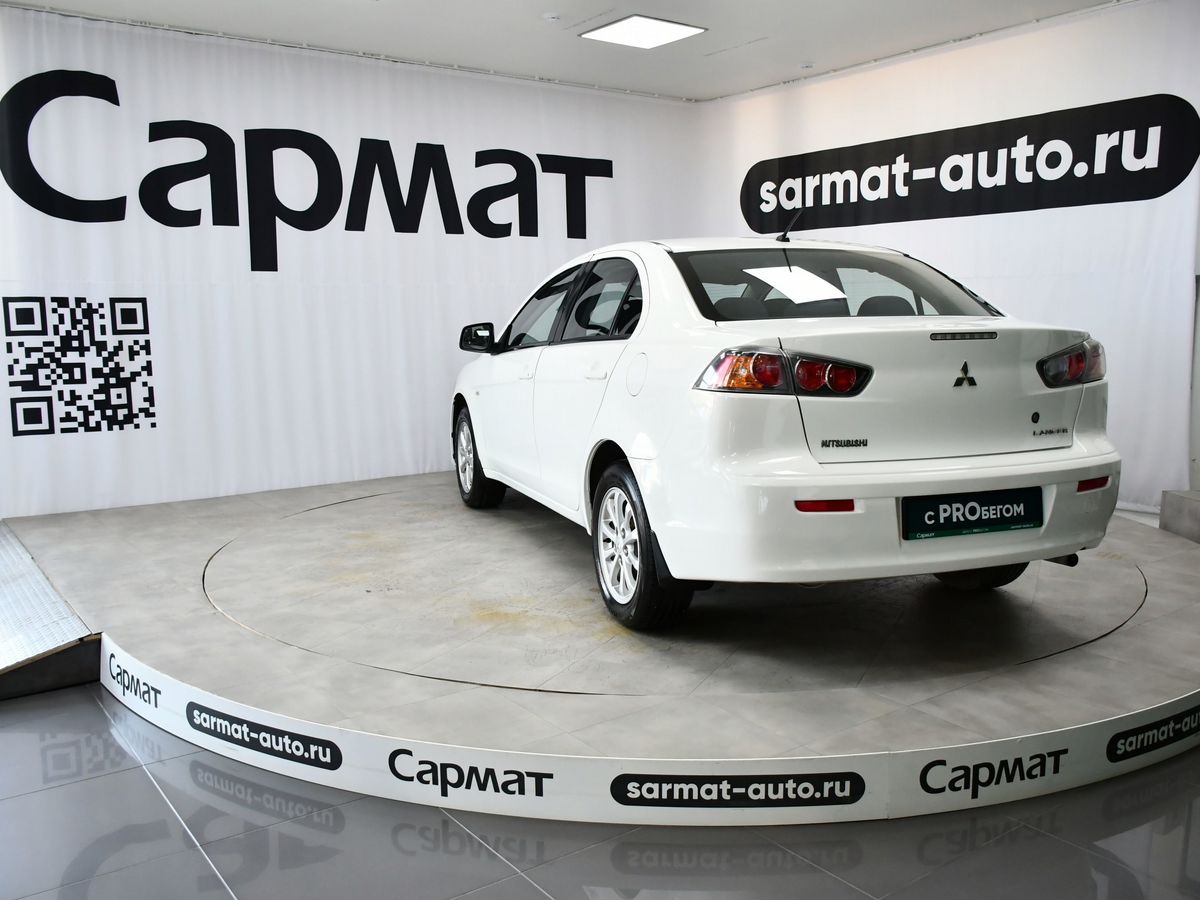 Mitsubishi Lancer