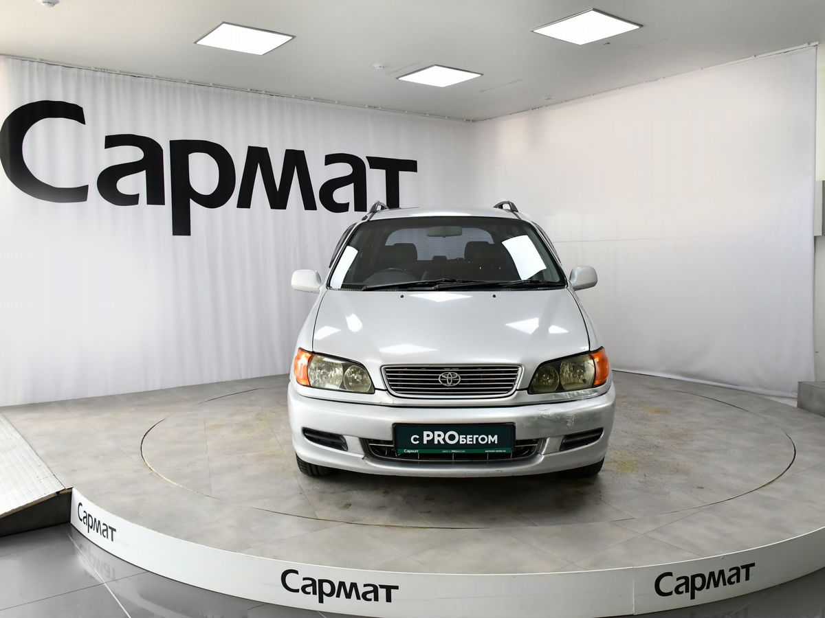 Toyota Ipsum