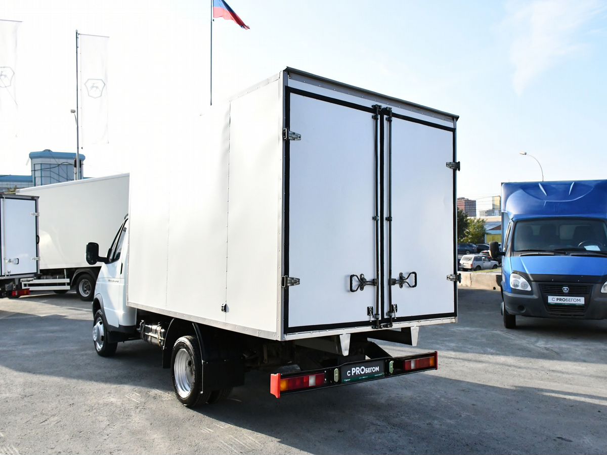 ГАЗ ГАЗель (3302)