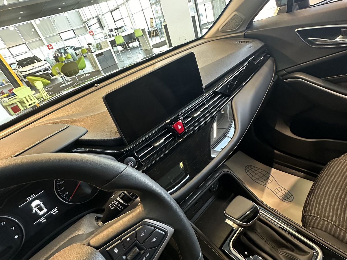 Москвич 3 2025 10