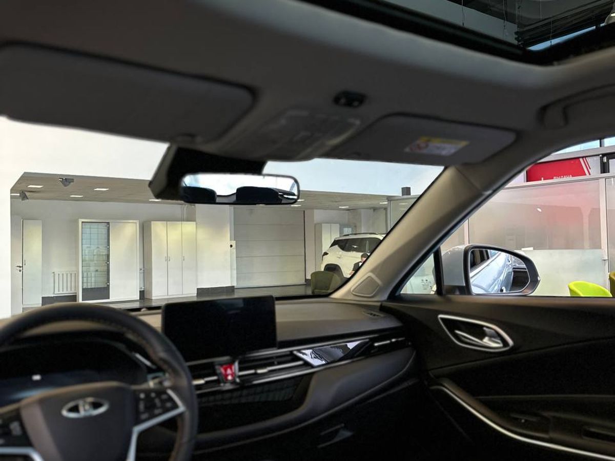 Москвич 3 2025 5