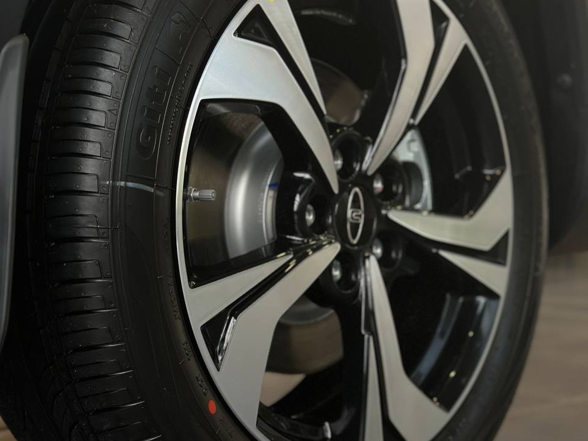 Москвич 3 2025 8