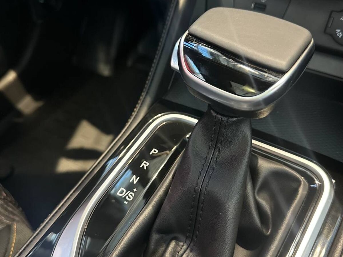 Москвич 3 2025 9