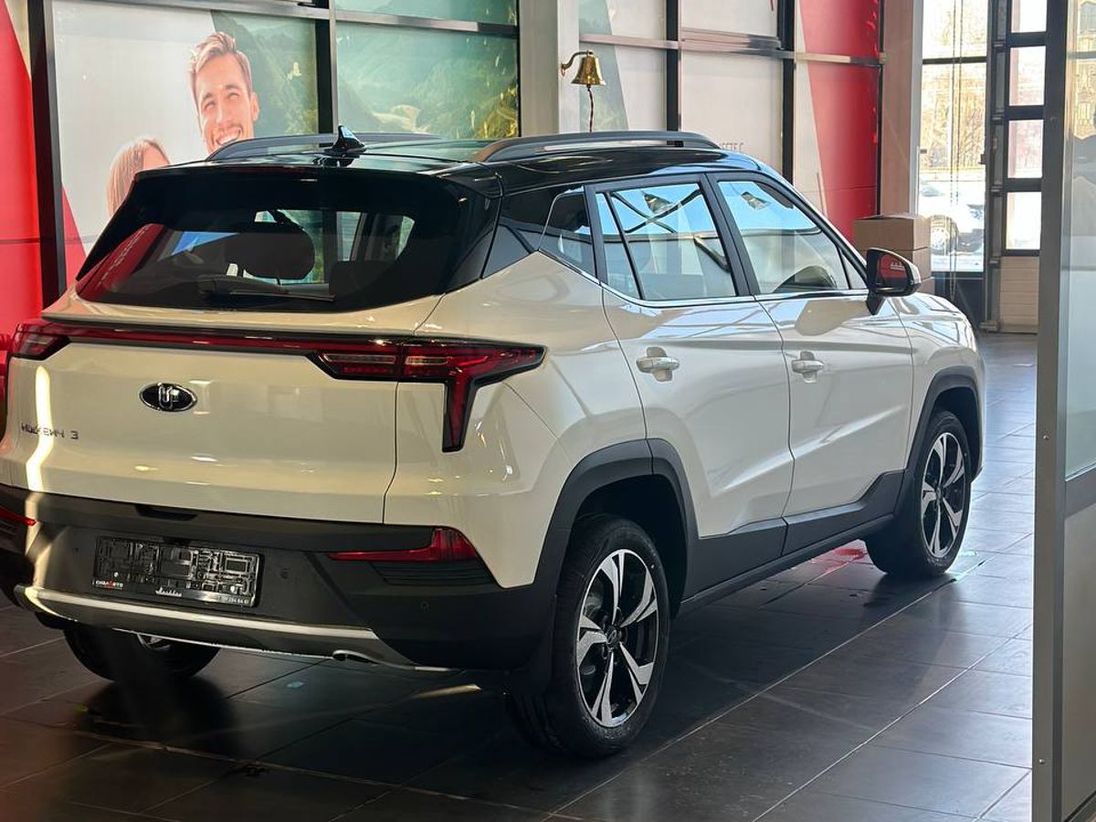 Москвич 3 2025 5