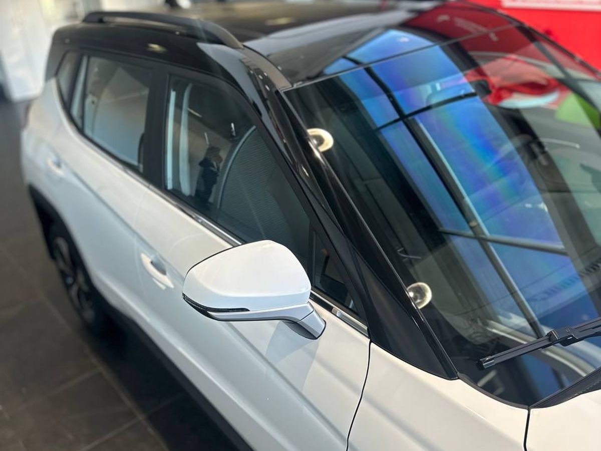 Москвич 3 2025 19